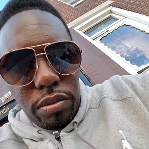 Meet your Posher, Chris